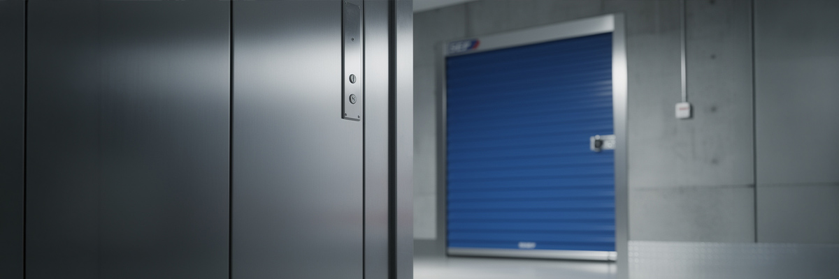 Alquiler de autoelevador con chofer en boxes y containers - BlueBox Storage