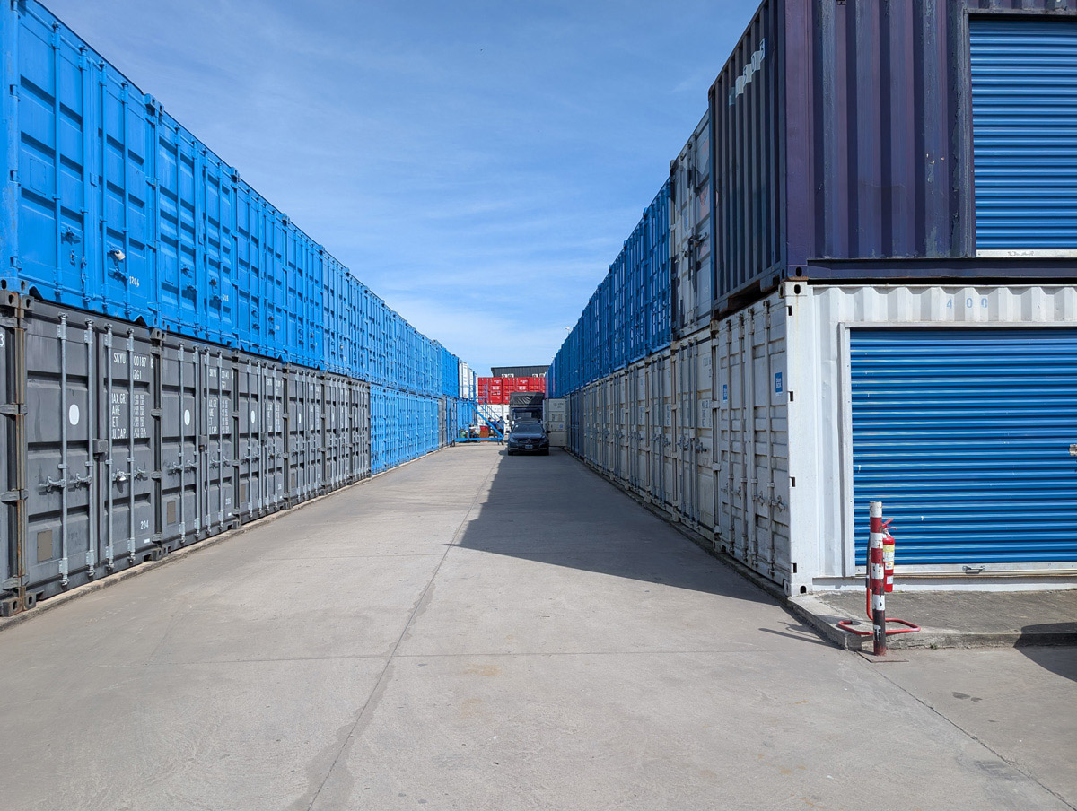 Containers en alquiler en Canning - Primera etapa de BlueBox Storage